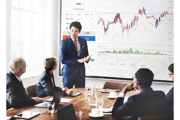 中国中铁：高度重视市值管理工作